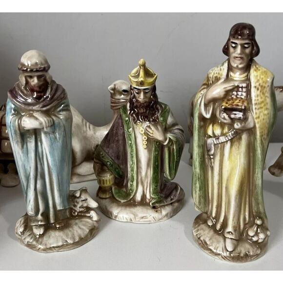 Vintage Holland Mold Christmas Nativity Set 14 Piece Hand Painted Large 1967 - Picture 2 of 16
